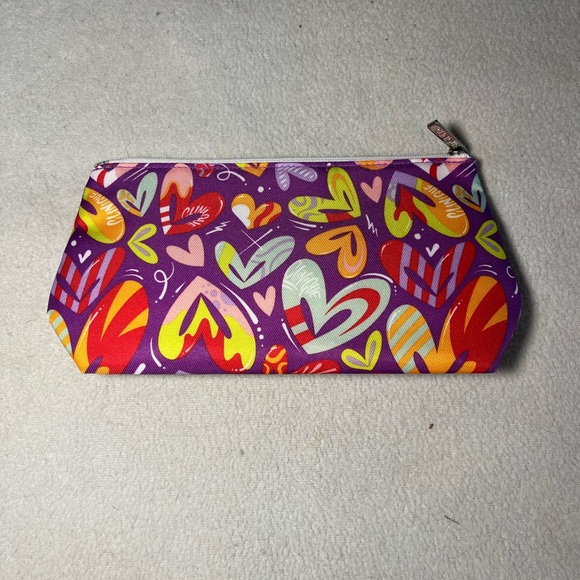 Clinique Colorful Floral and Abstract Pouch Set - Picture 8 of 9